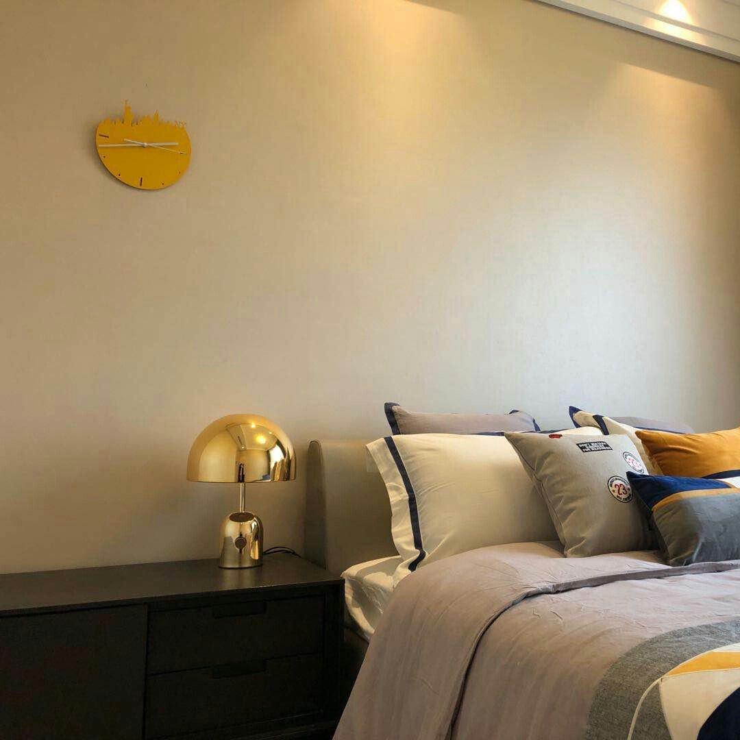Reflective Dome Table Lamp with Focused Downlight