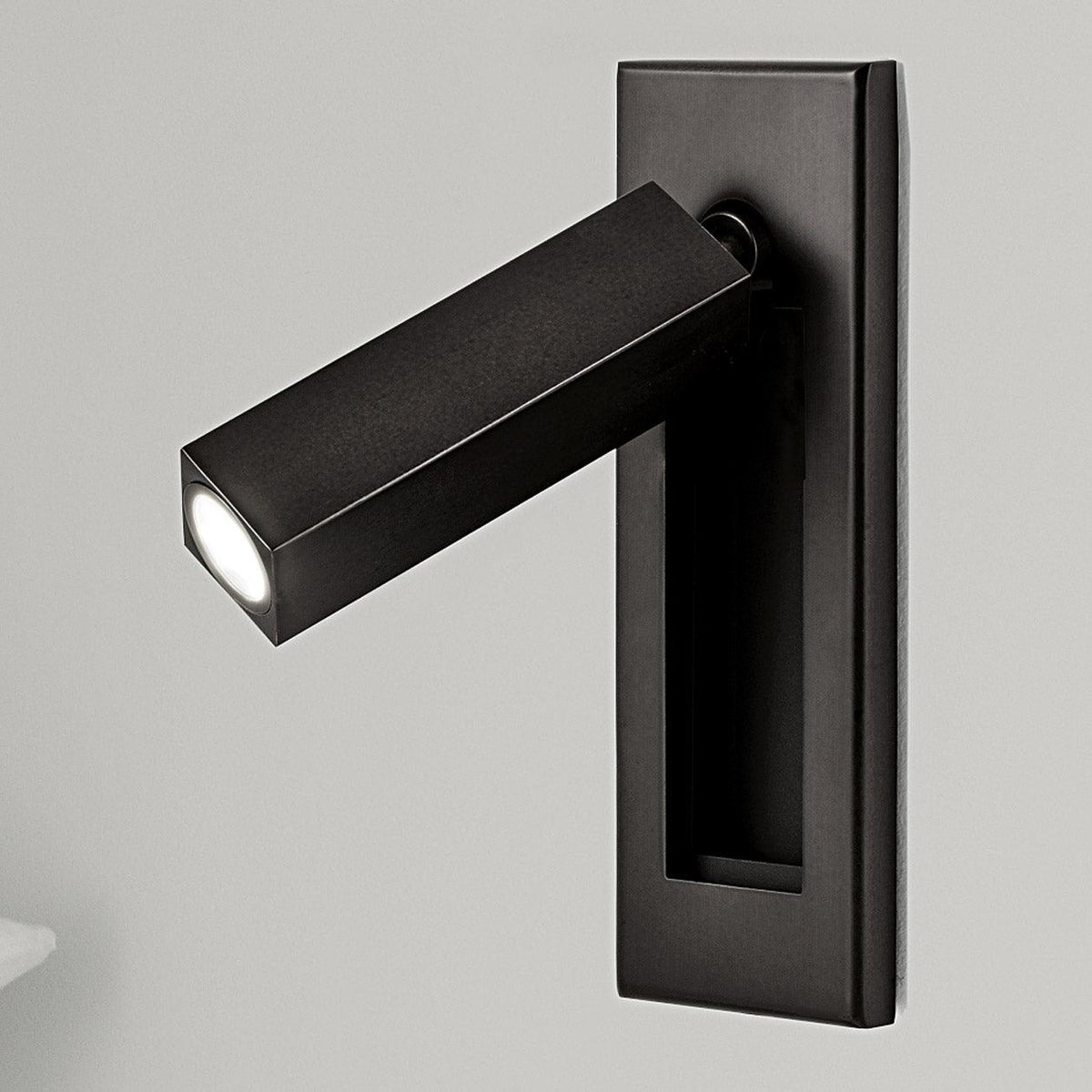 Recessed Spotlight Reading Lamp with Focused Beam