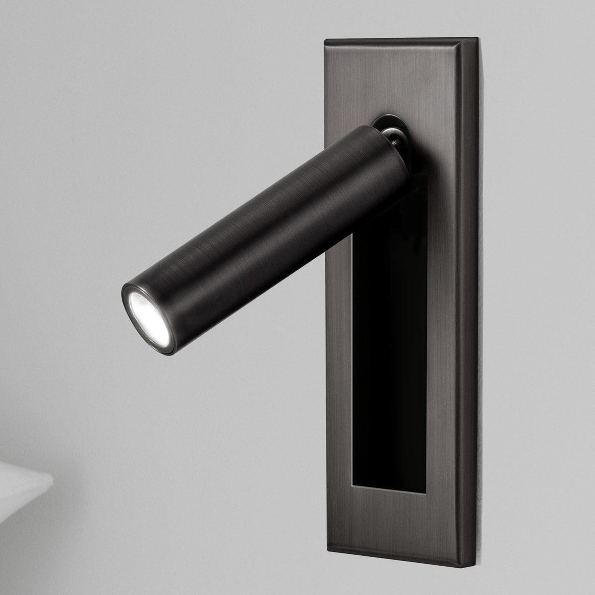 Recessed Spotlight Reading Lamp with Focused Beam