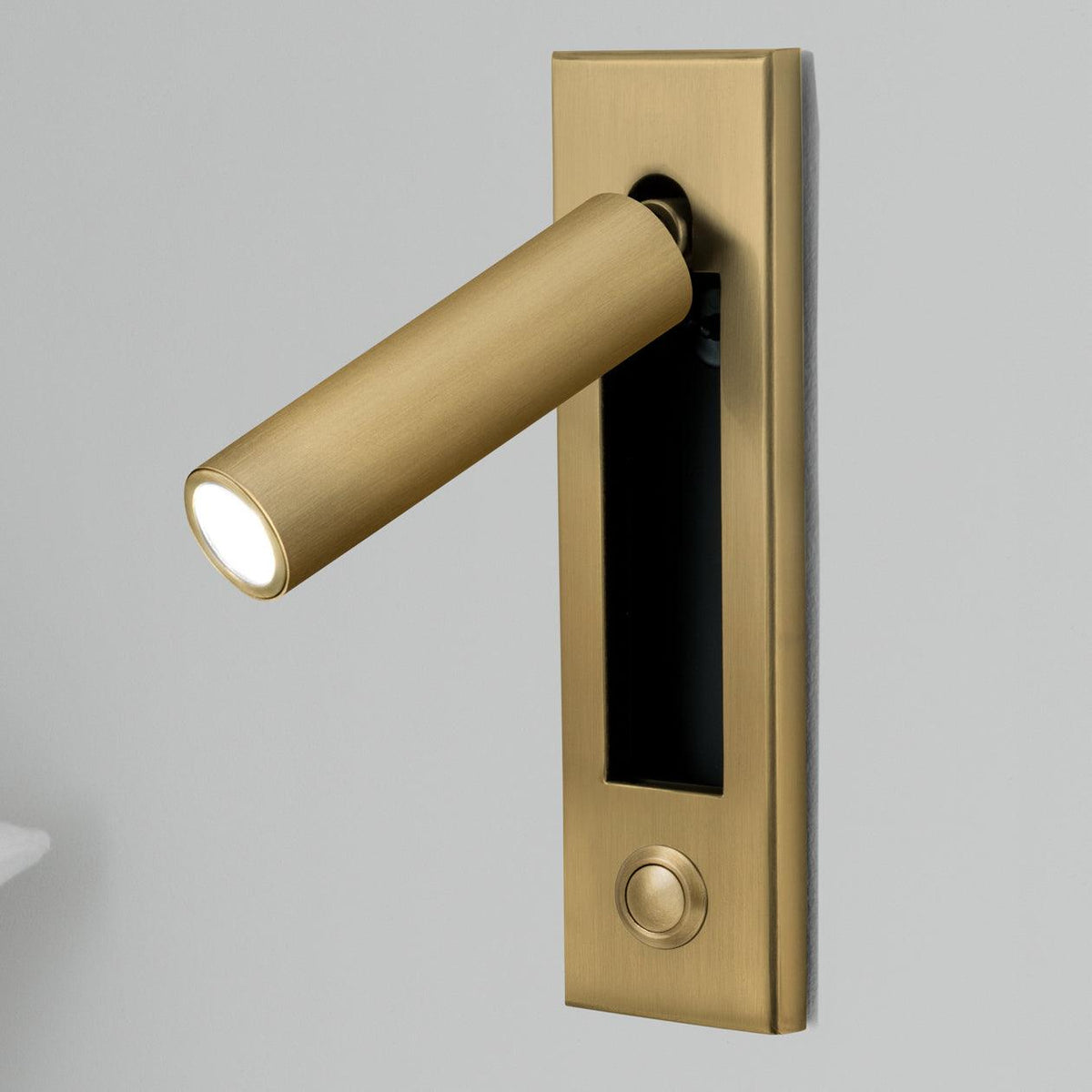 Recessed Spotlight Reading Lamp with Focused Beam