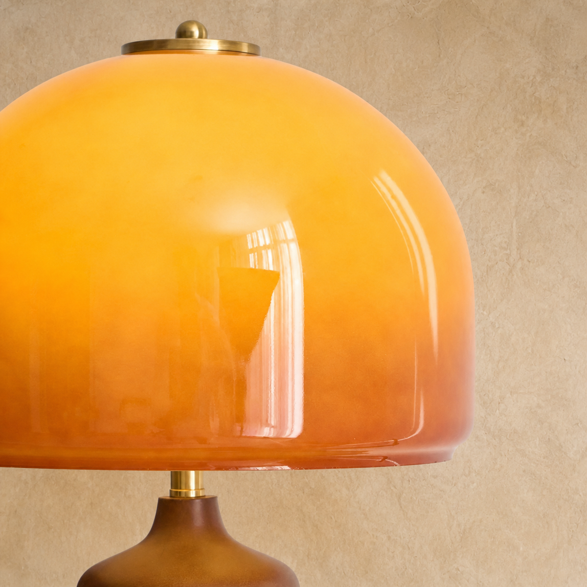 Velora Sculpted Glass Table Lamp