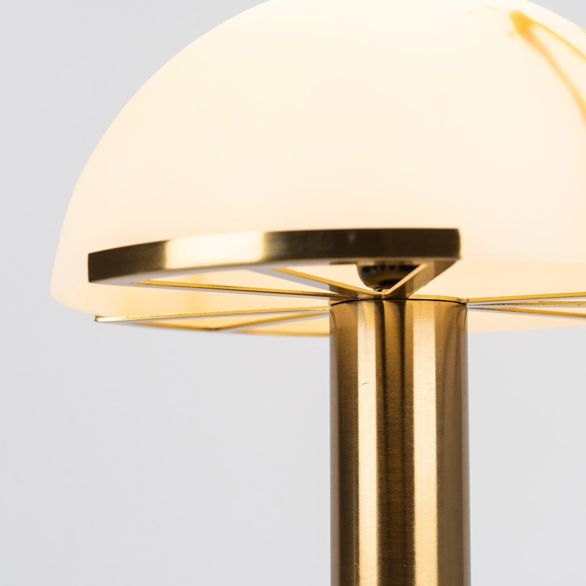 Alabaster Table Lamp with Soft Diffused Glow