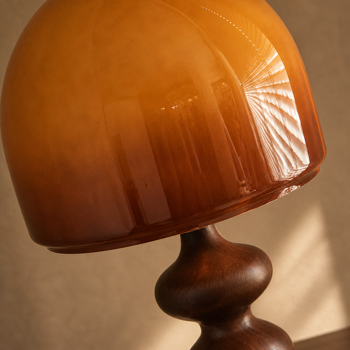 Velora Sculpted Glass Table Lamp